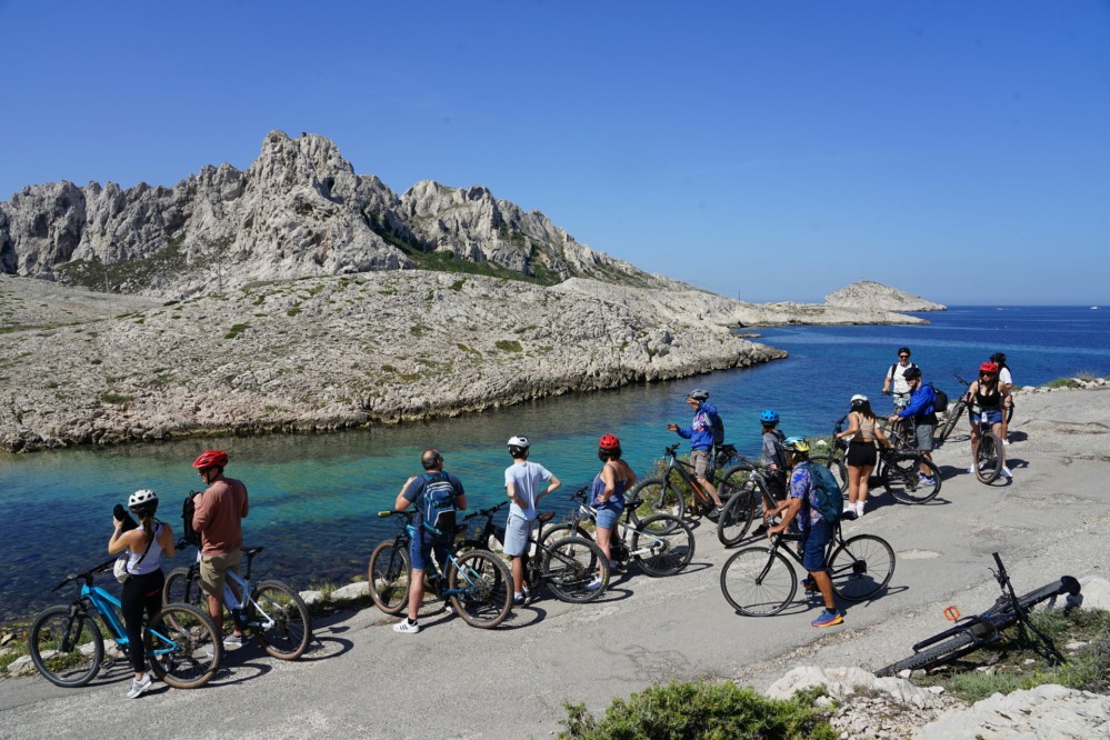 Electric mountain bike rides in the Calanques