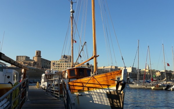 embarquement vieux-port marseille