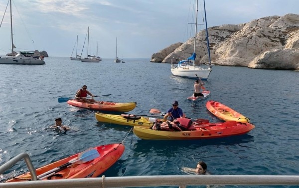 Kayaking in the calanques 