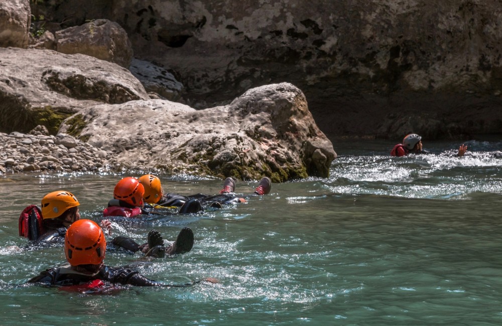 Aquatic hiking, canyoning initiation Verdon, Sanson corridor