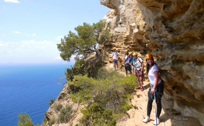 Visite des falaises et grottes karstique à Cassis