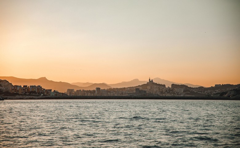Marseille vue de la mer en Bateau catamaran