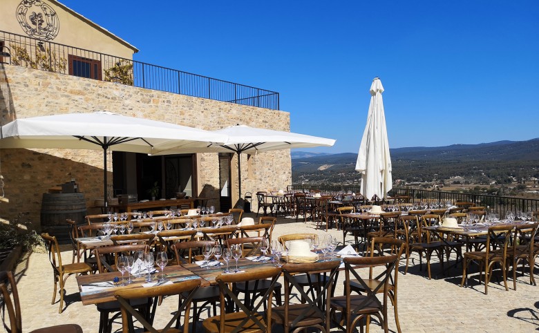 terrasse dejeuner font des pères