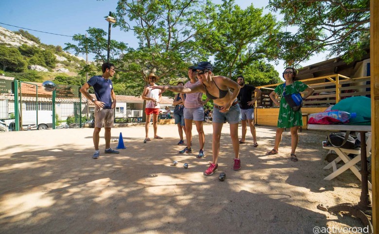 team building city south of france petanque