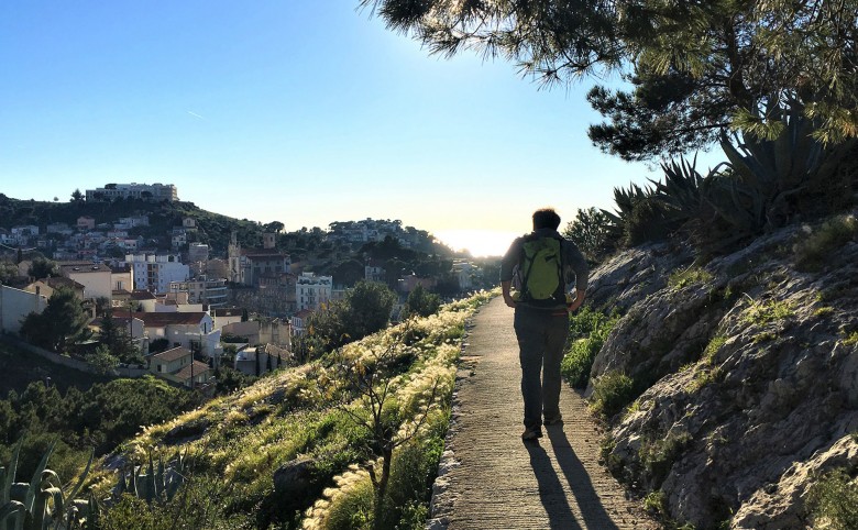 hiking guide in the city of marseille