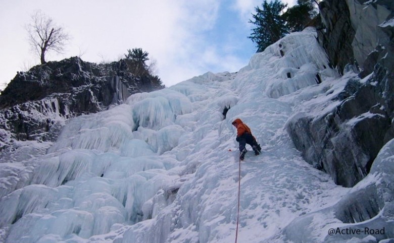 Initiation et découverte de l'escalade sur glace dans Alpes du Sud